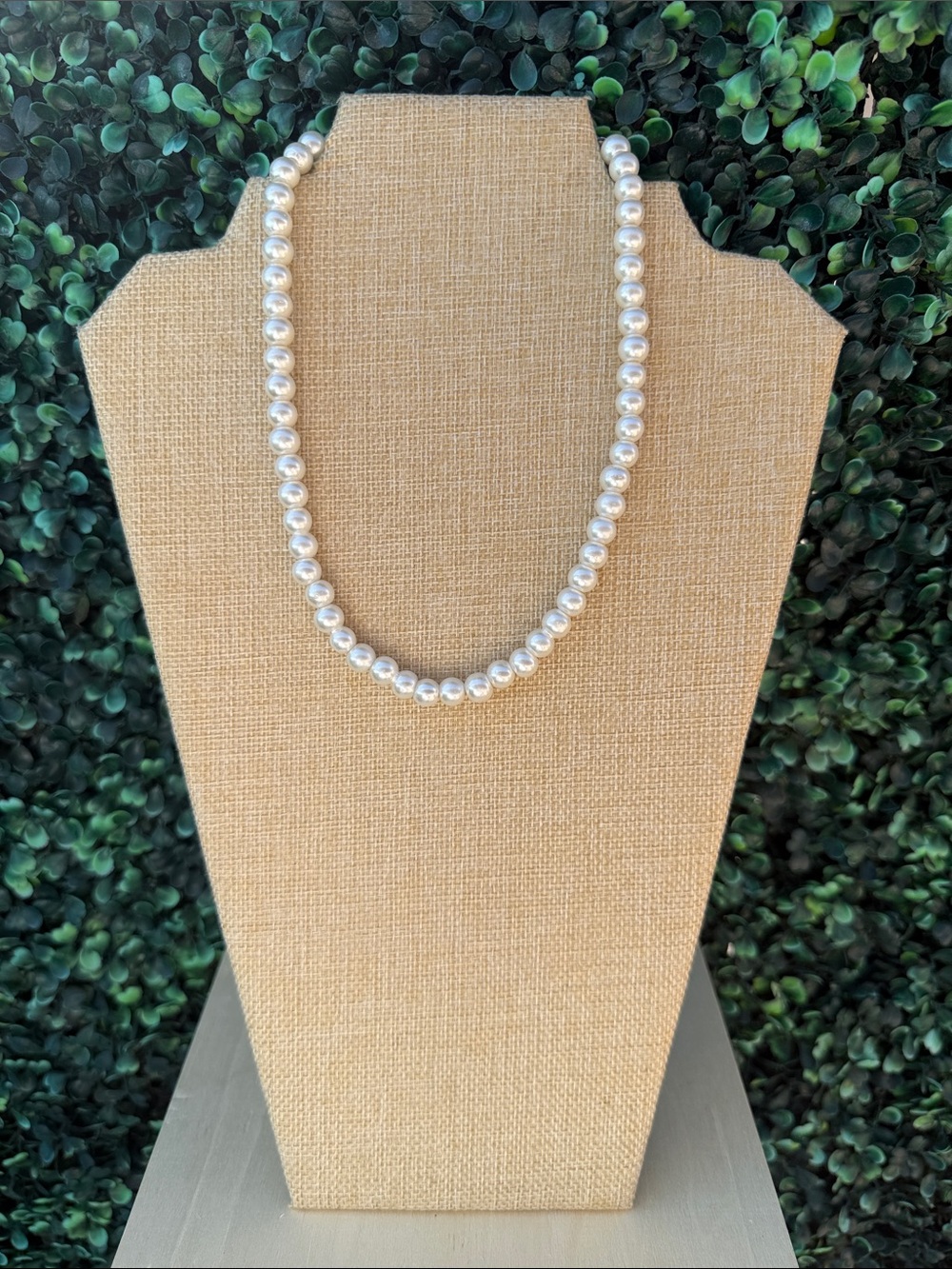 Classic White Faux Pearl Necklace - Women Jewelry